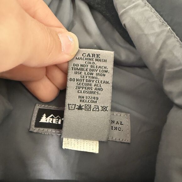 REI Goose Down Jacket Women's Medium Black Full Zip Long Sleeve Zip Pockets - Picture 8 of 16
